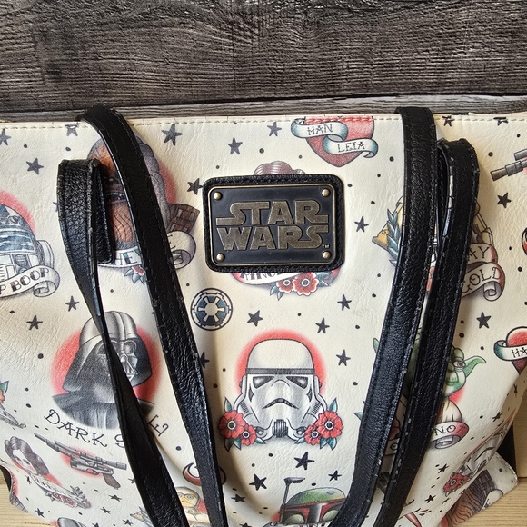 Loungefly Star Wars Tote Bag - Black and Cream - Picture 3 of 16